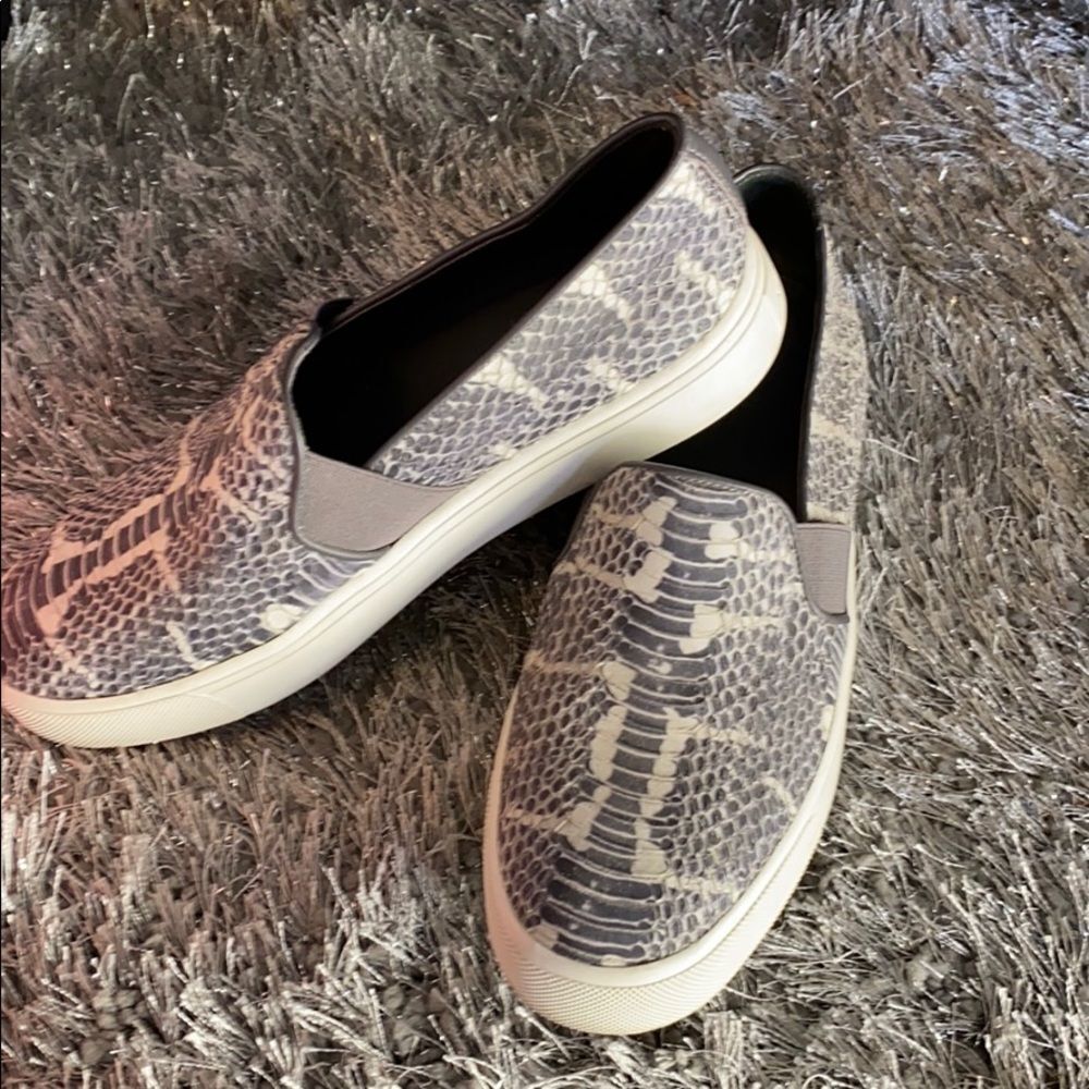 Vince animal print slip ons - Picture 2 of 8